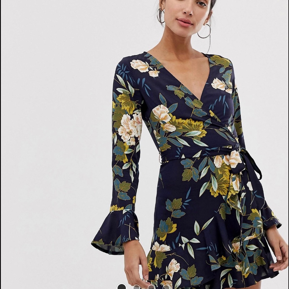 Parisian cross front floral print w/ self tie